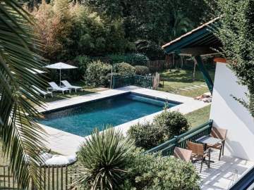 Les Frères Ibarboure - Table et Hôtel - Hotel de Luxo in Bidart, Aquitânia