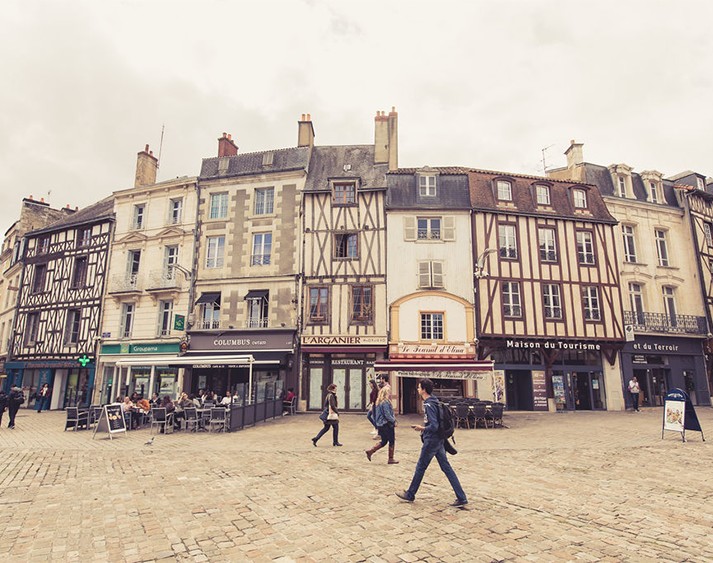 Hotéis boutique Poitiers, hotéis de luxo e casas de férias Poitiers